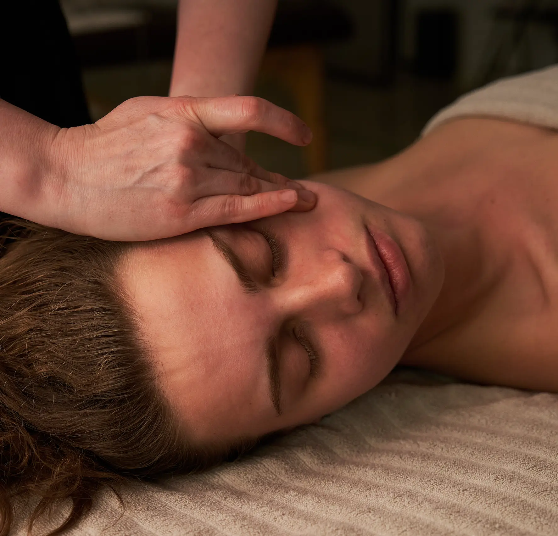 Тайский традиционный массаж в кимоно